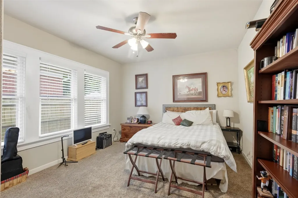 1300 Buck Avenue Fort Worth TX 76110