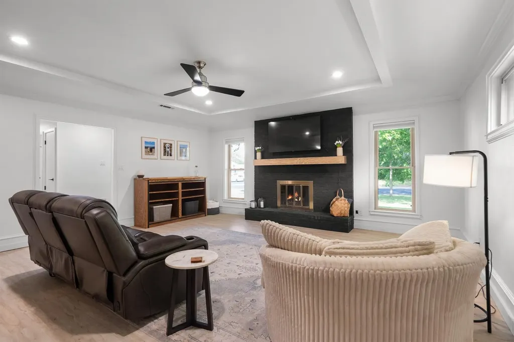 2 Whispering Circle Hickory Creek TX 75065