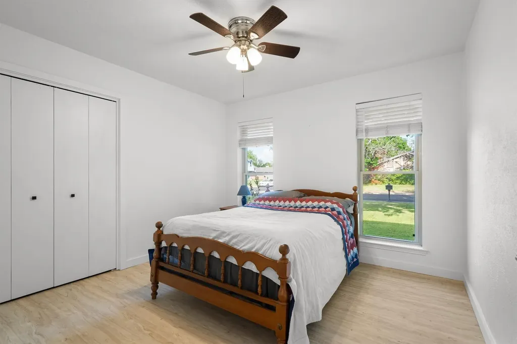 2 Whispering Circle Hickory Creek TX 75065