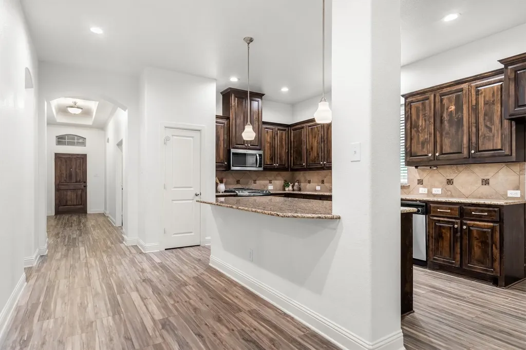 241 Lilypad Bend Argyle TX 76226