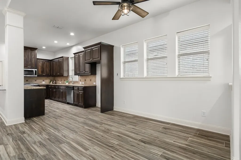241 Lilypad Bend Argyle TX 76226