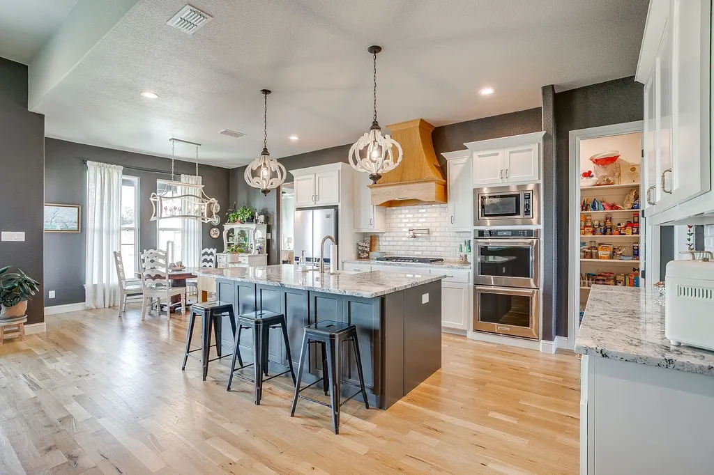 Poolville TX, 116 Aviara Ridge Road