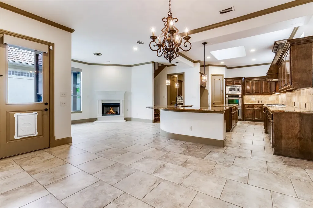 3606 Vineyard Way Farmers Branch TX 75234