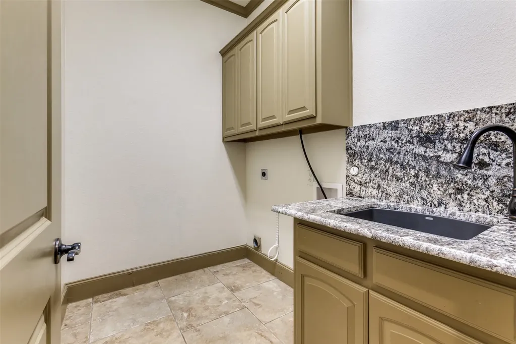 3606 Vineyard Way Farmers Branch TX 75234