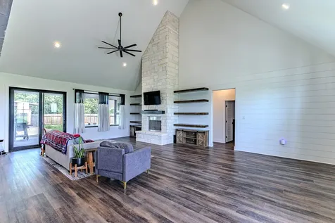 289 E Bell Road Waco TX 76705