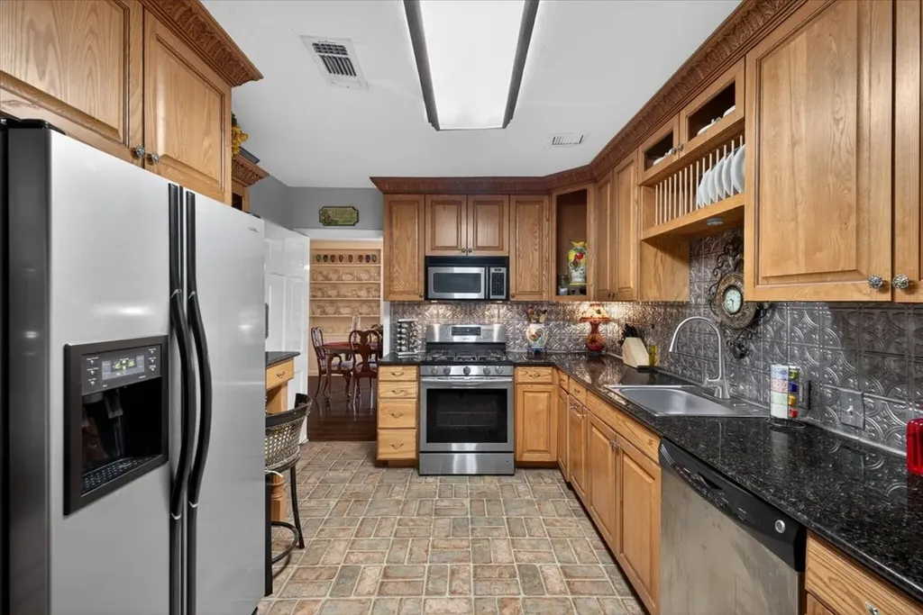 3505 White Settlement Road Fort Worth TX 76107