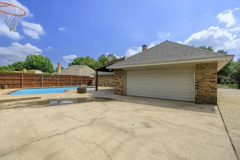 7324 Bramblewood Road Fort Worth TX 76133