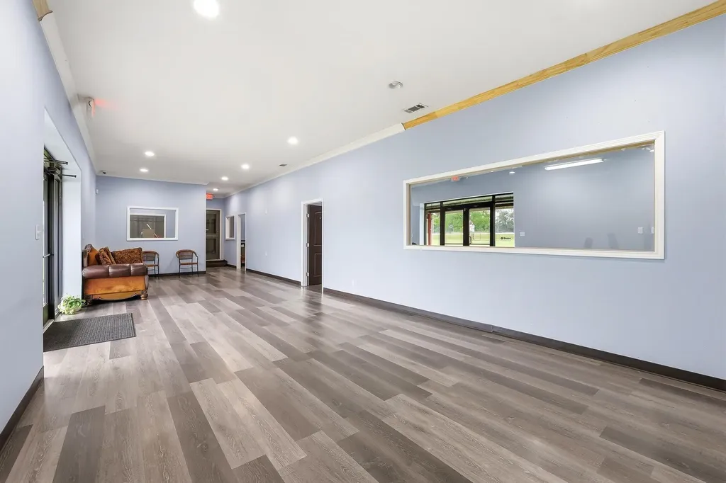 3301 S State Highway 121 Bonham TX 75418