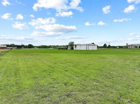 3301 S State Highway 121 Bonham TX 75418