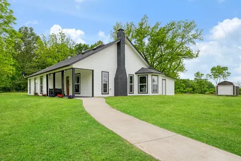 505 N Howison Street Bogata TX 75417