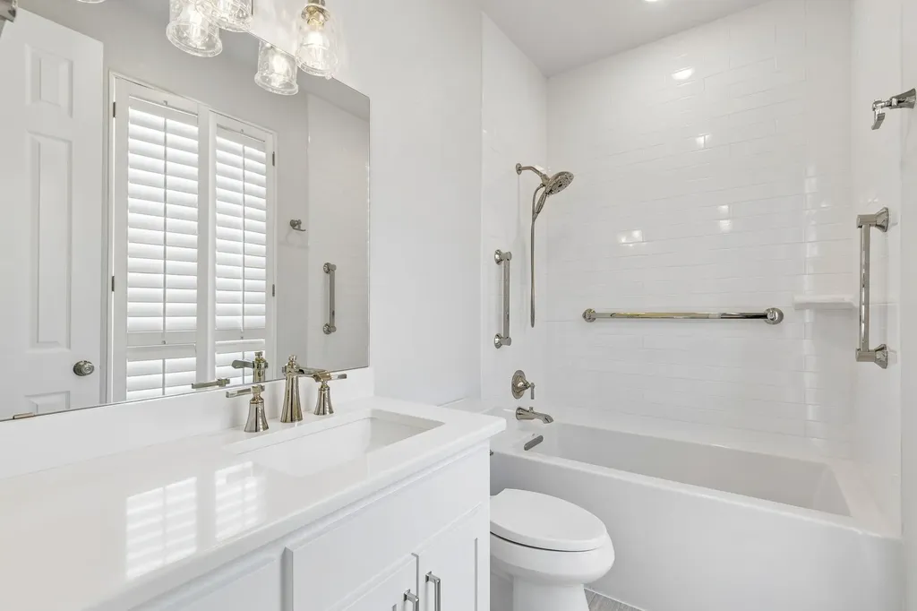 1400 Lady Amber Lane Granbury TX 76049
