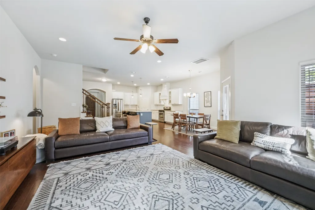 1701 Belle Place Fort Worth TX 76107