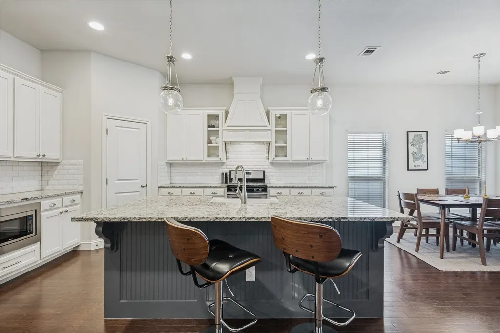 1701 Belle Place Fort Worth TX 76107