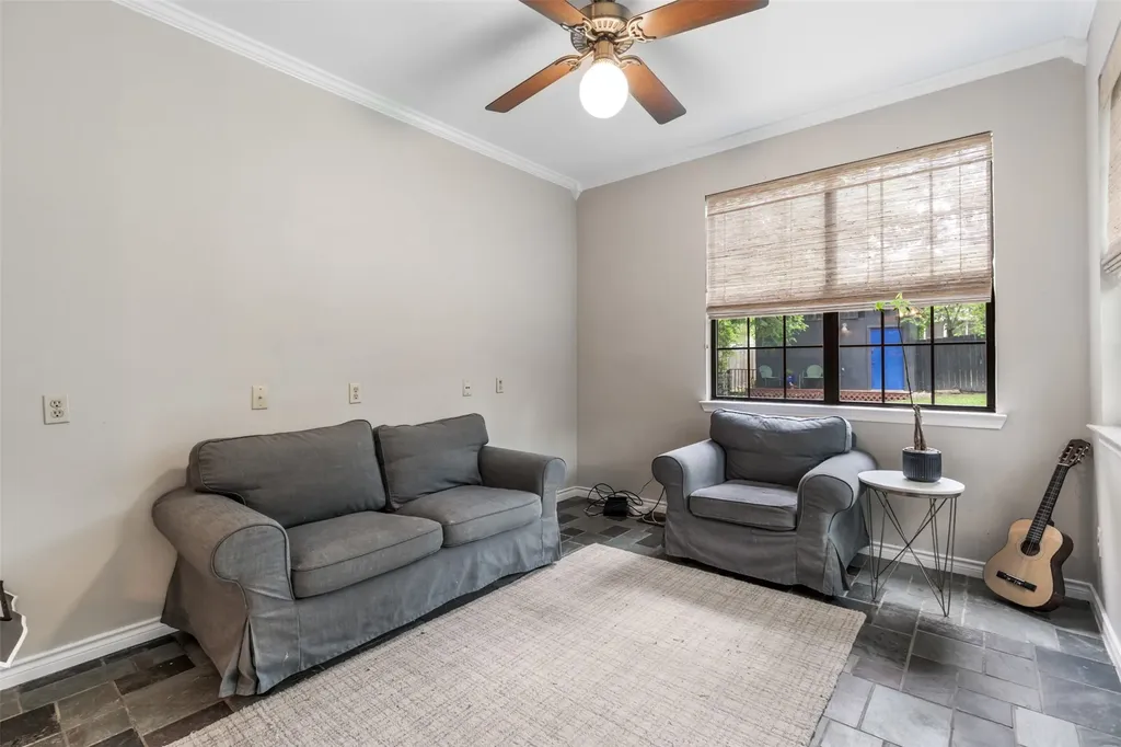 828 S Maurice Avenue Denison TX 75020