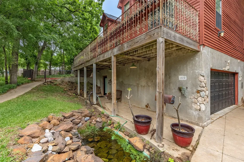 828 S Maurice Avenue Denison TX 75020
