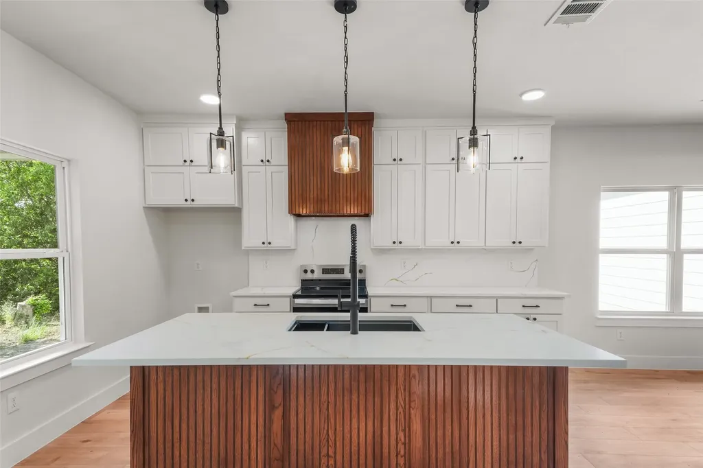206 S Fm 308 Milford TX 76670