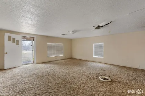 2062 Fm 368 S Iowa Park TX 76367