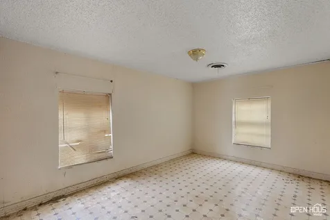 2062 Fm 368 S Iowa Park TX 76367