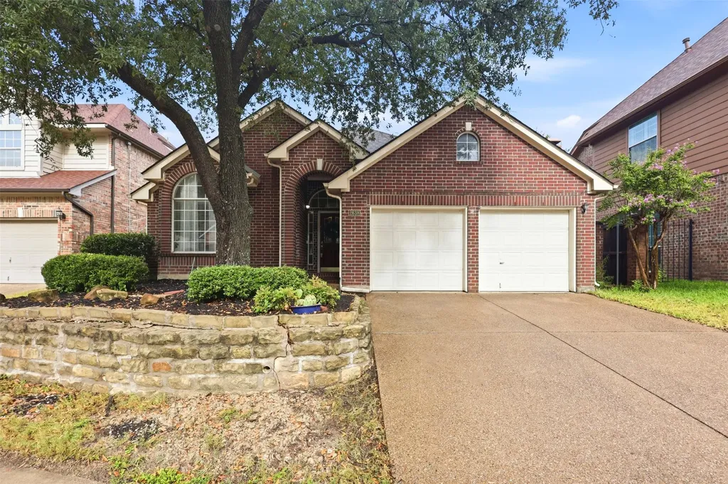 2638 Hidden Ridge Drive Arlington TX 76006