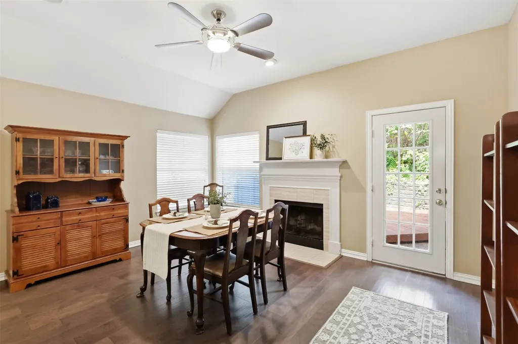 2638 Hidden Ridge Drive Arlington TX 76006