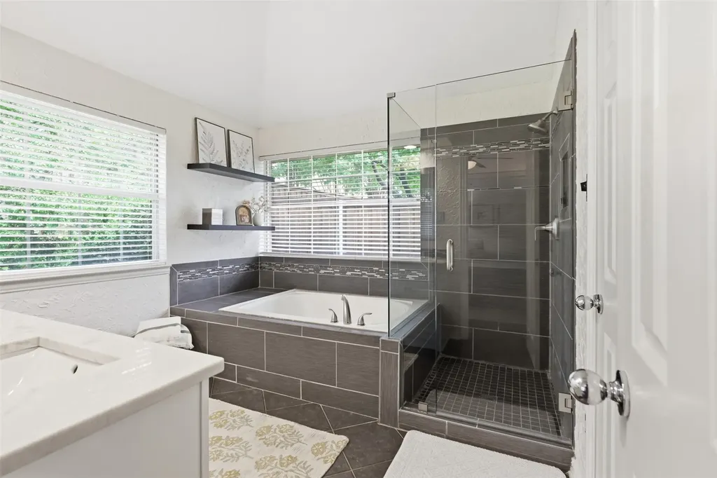 2638 Hidden Ridge Drive Arlington TX 76006
