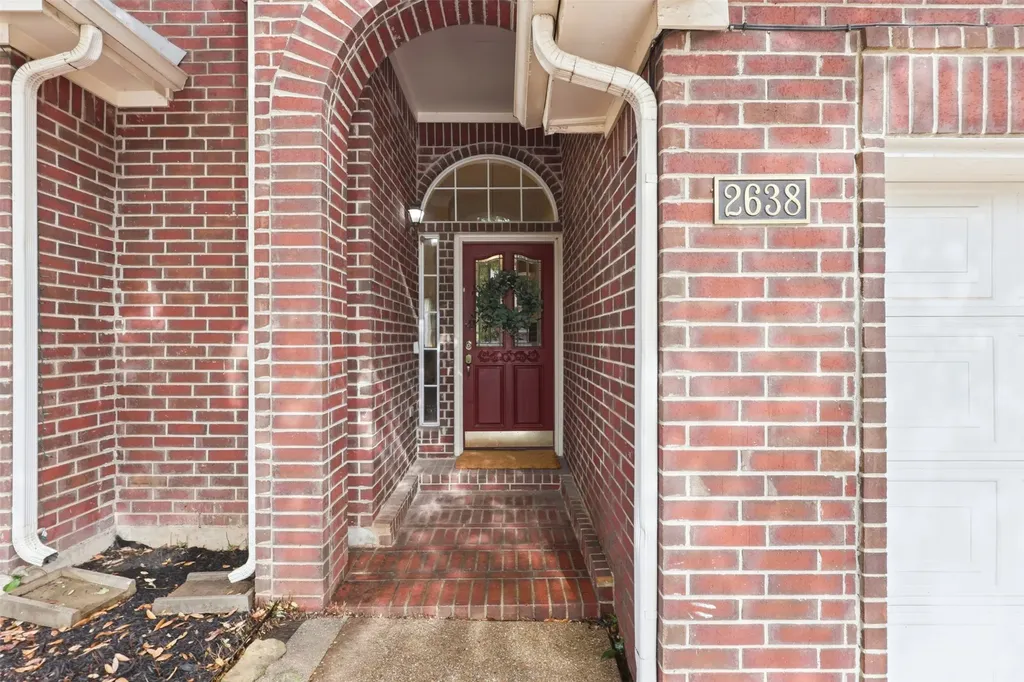 2638 Hidden Ridge Drive Arlington TX 76006