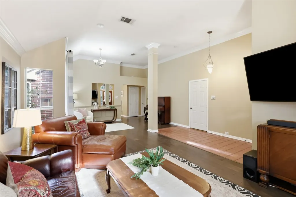 2638 Hidden Ridge Drive Arlington TX 76006