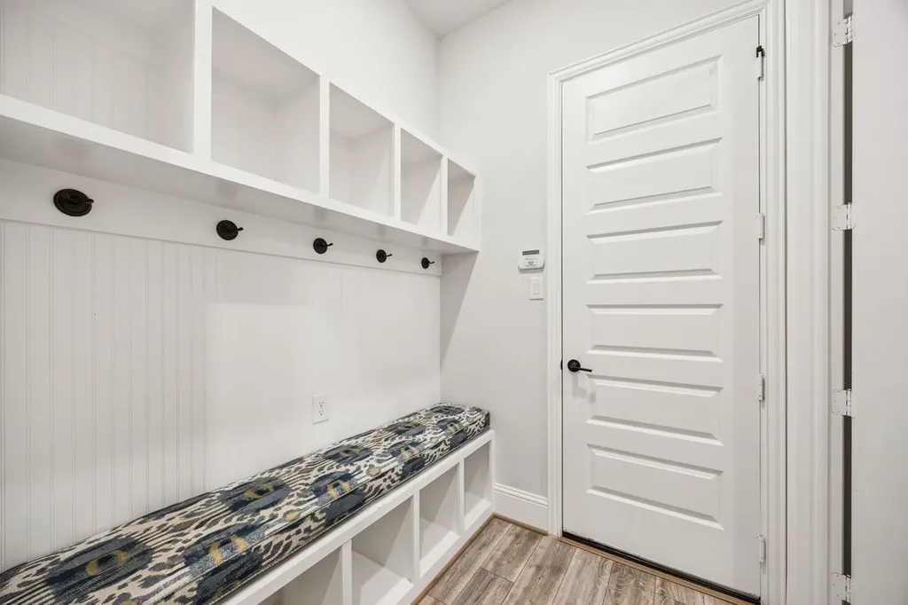 2700 Castlebridge The Colony TX 75056