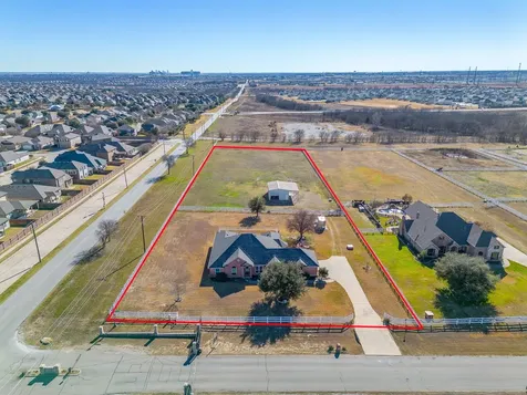 801 Creek Hollow Lane Fort Worth TX 76131