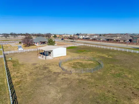 801 Creek Hollow Lane Fort Worth TX 76131