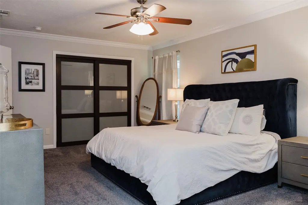 3257 Brookhaven Club Drive Farmers Branch TX 75234