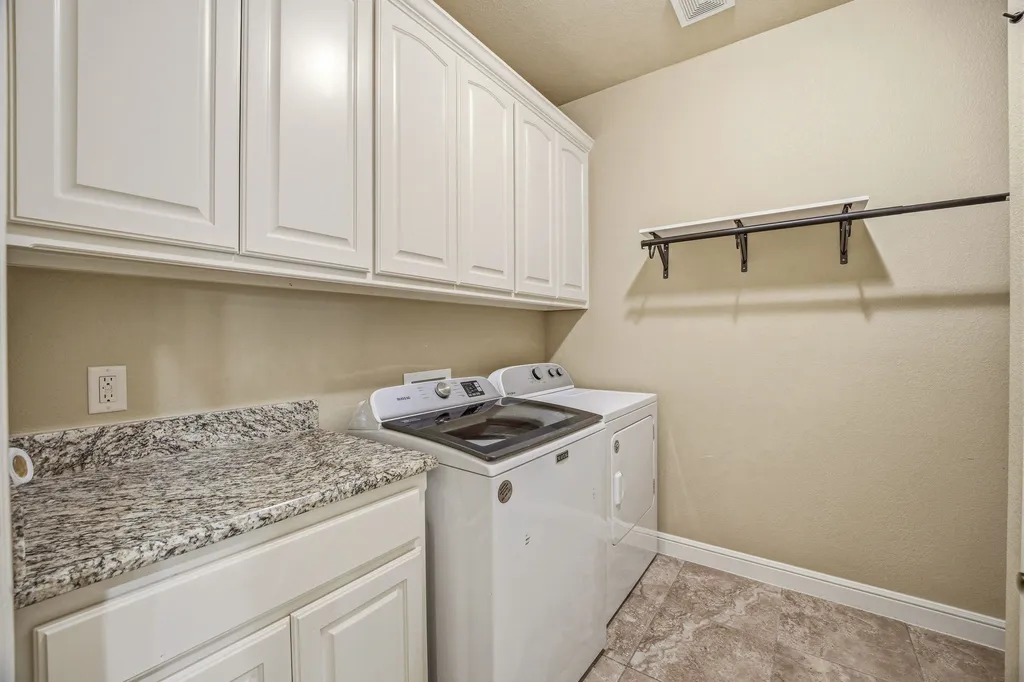 5711 Pebble Beach Drive Granbury TX 76049