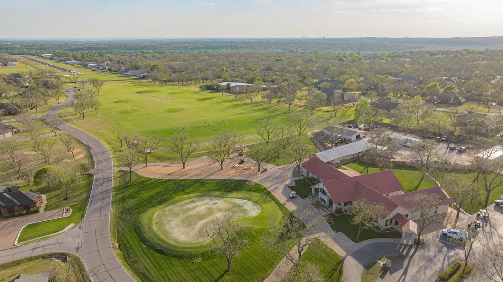 5711 Pebble Beach Drive Granbury TX 76049