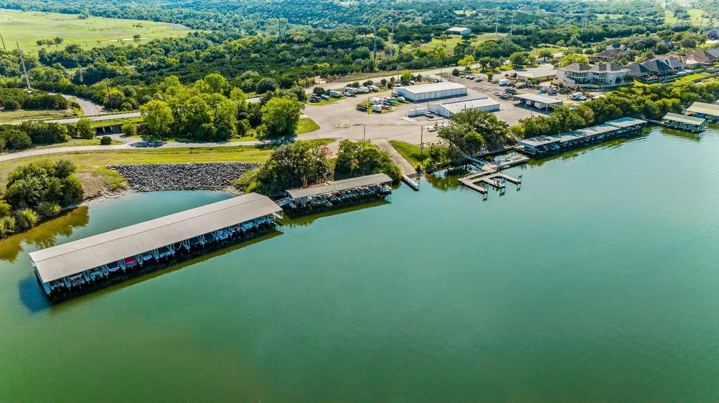 5711 Pebble Beach Drive Granbury TX 76049