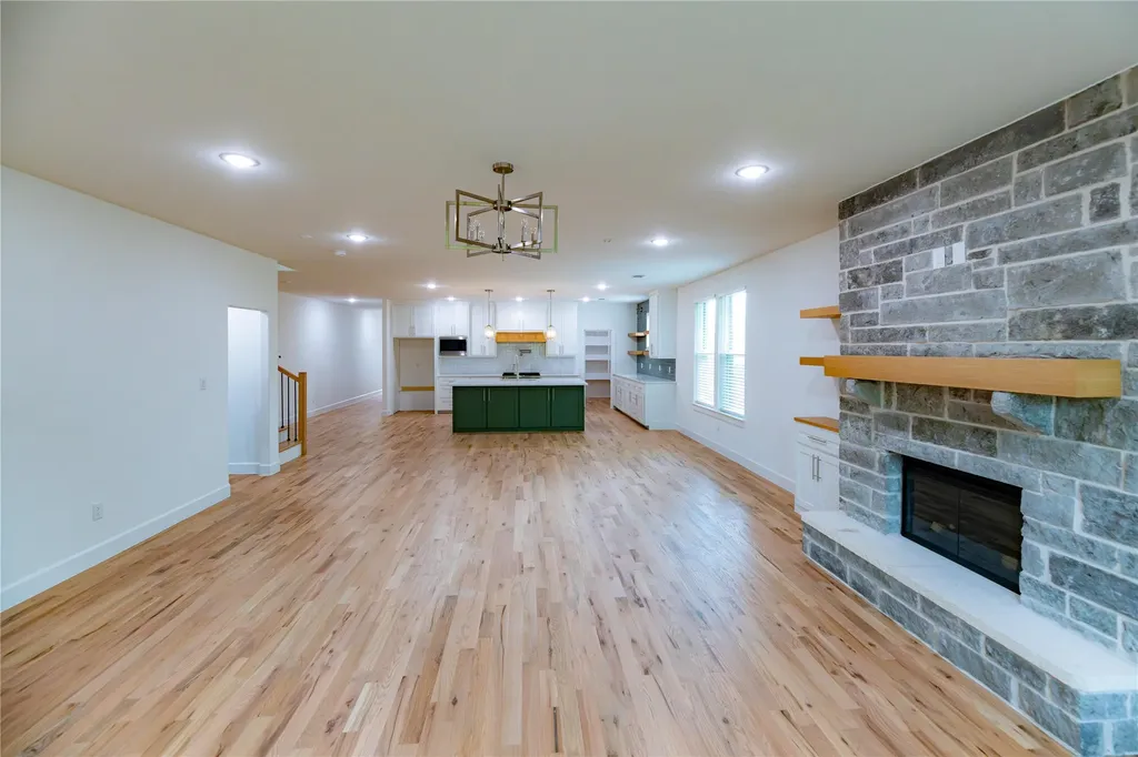 4519 Rosehill Road Garland TX 75043