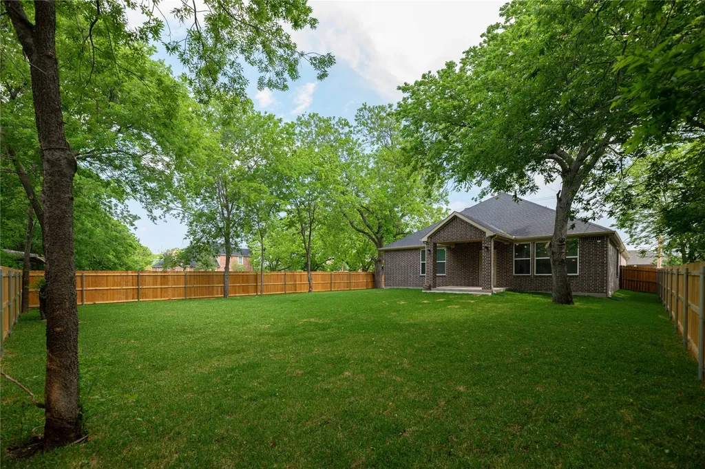 4519 Rosehill Road Garland TX 75043