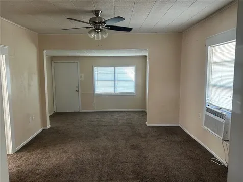 300 Harrison Avenue Newcastle TX 76372