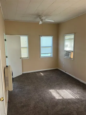 300 Harrison Avenue Newcastle TX 76372