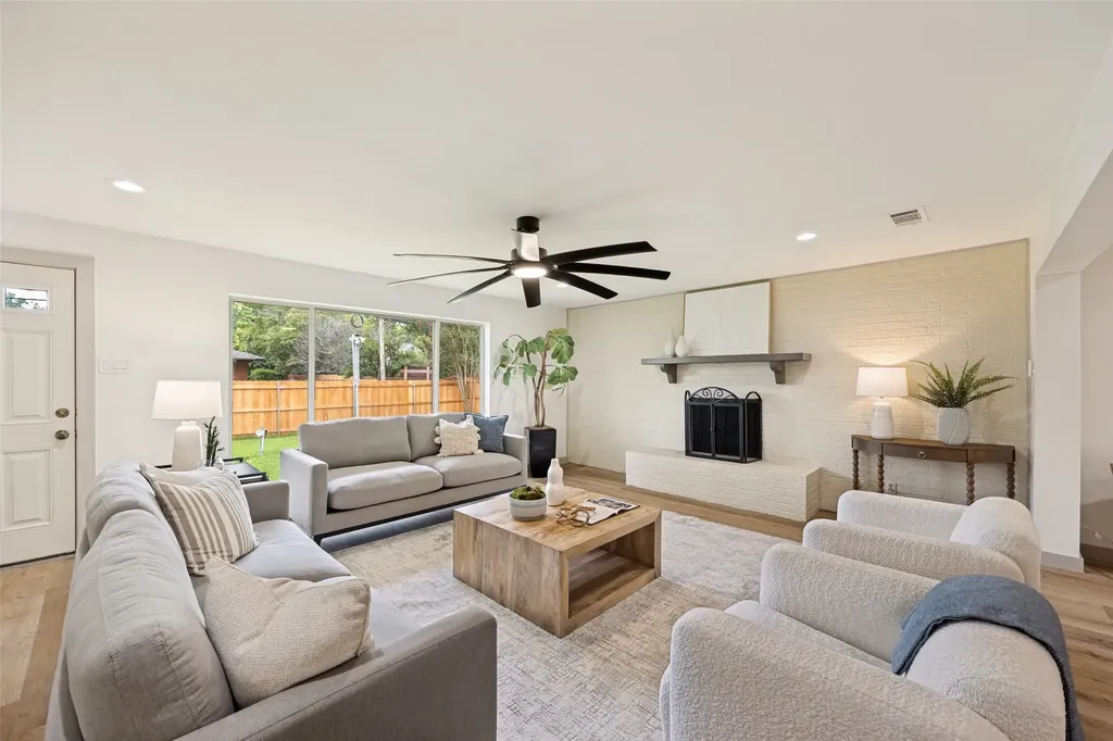 524 Carol Court Richardson TX 75081