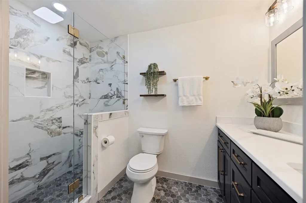 524 Carol Court Richardson TX 75081