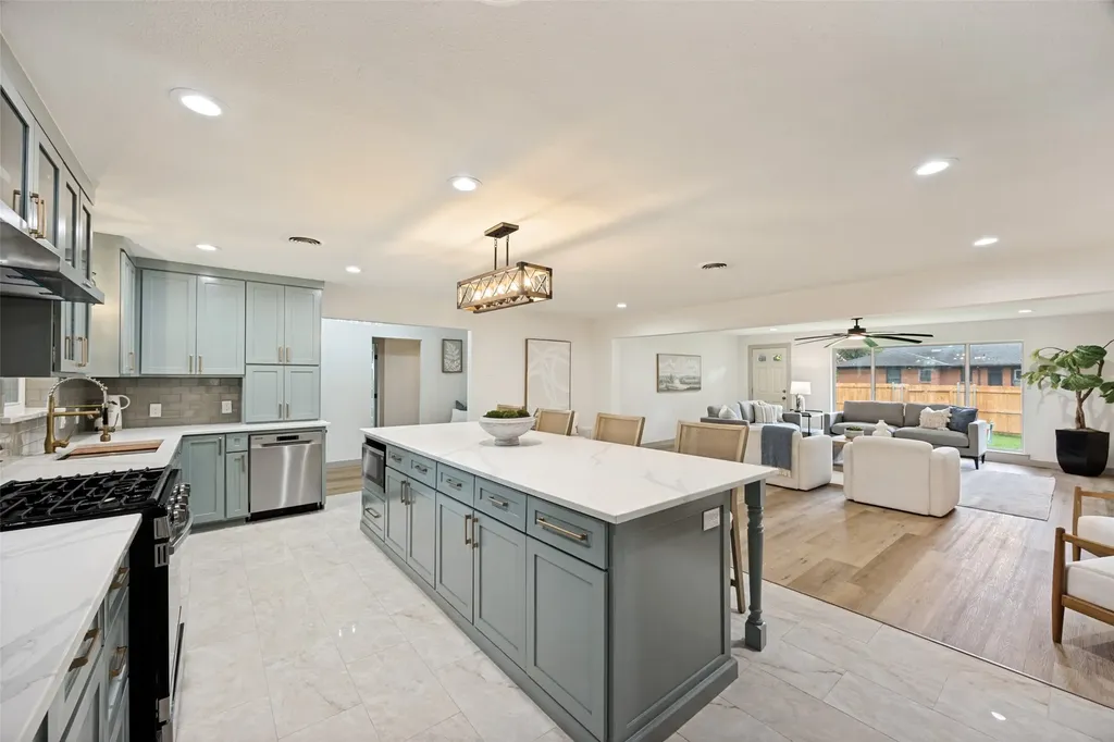 524 Carol Court Richardson TX 75081
