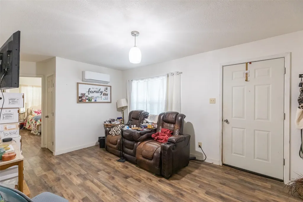 810 State Street Winters TX 79567