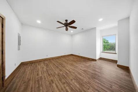 1632 County Road 4125 Iredell TX 76649