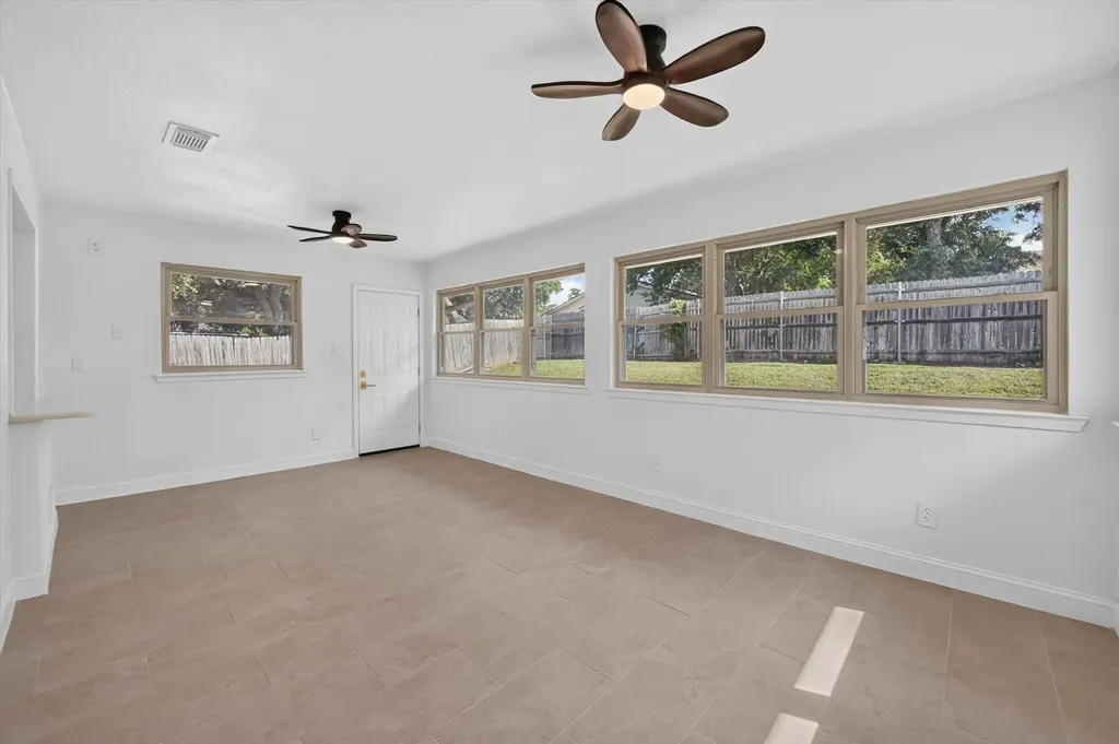 3420 Denbury Drive Fort Worth TX 76133