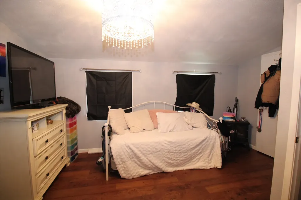 810 W Eden Street Munday TX 76371