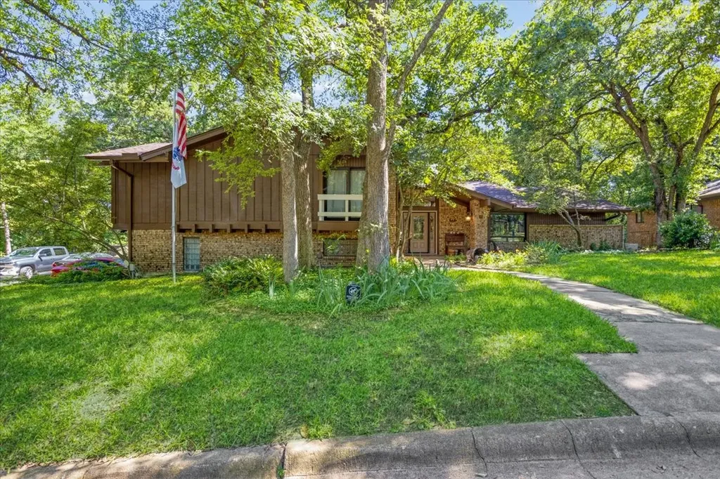 8 Vancouver Place Sherman TX 75092