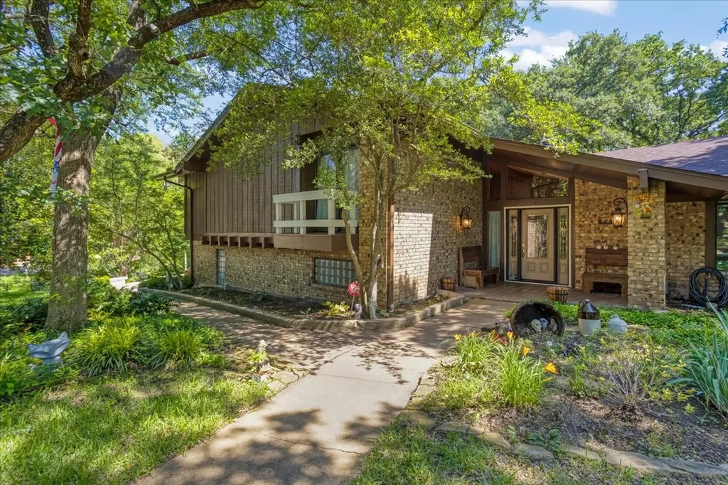 8 Vancouver Place Sherman TX 75092