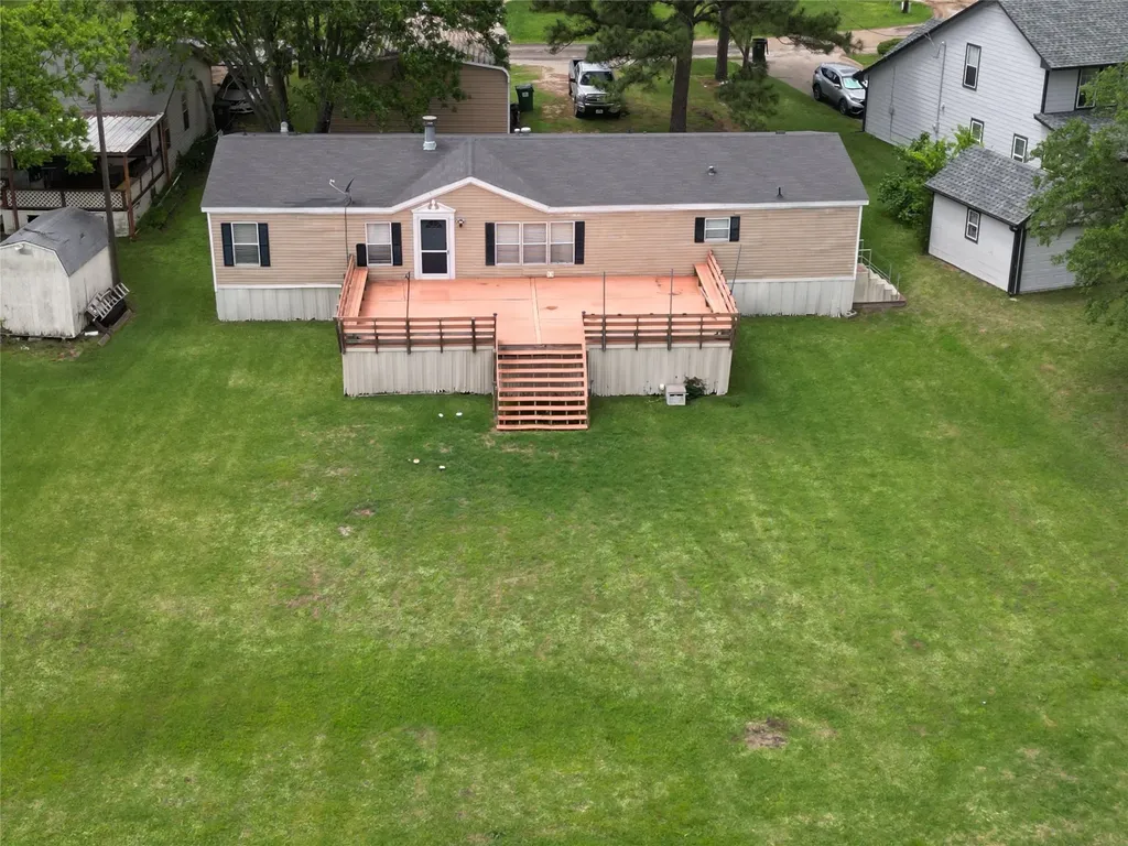 204 Causeway Cove Seven Points TX 75143