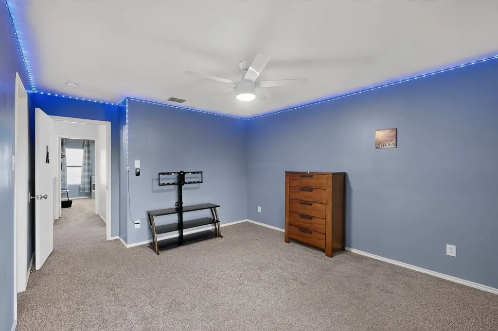 1333 Lauren Drive Burleson TX 76028