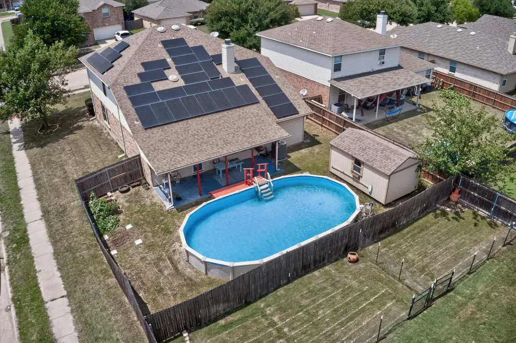 1333 Lauren Drive Burleson TX 76028